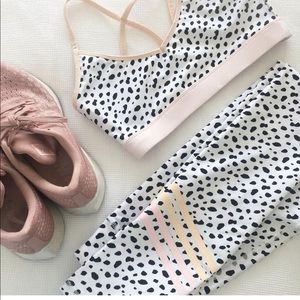 Sarah’s Day Leggings